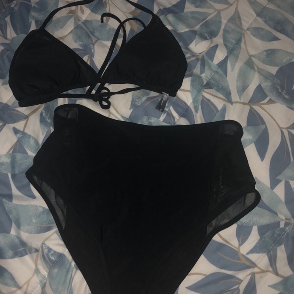 American Eagle high waisted bikini